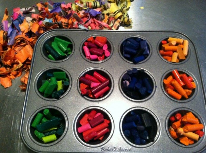 How to Modify Broken Crayons – 3 Fun Steps – Little fingers